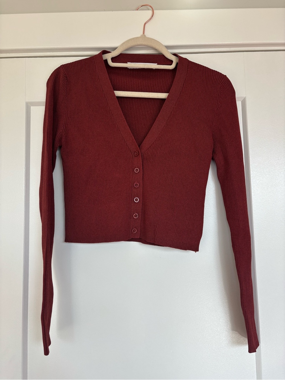 Zara Cropped V‑Neck Button Cardigan — Rust Brown - Picture 3 of 5